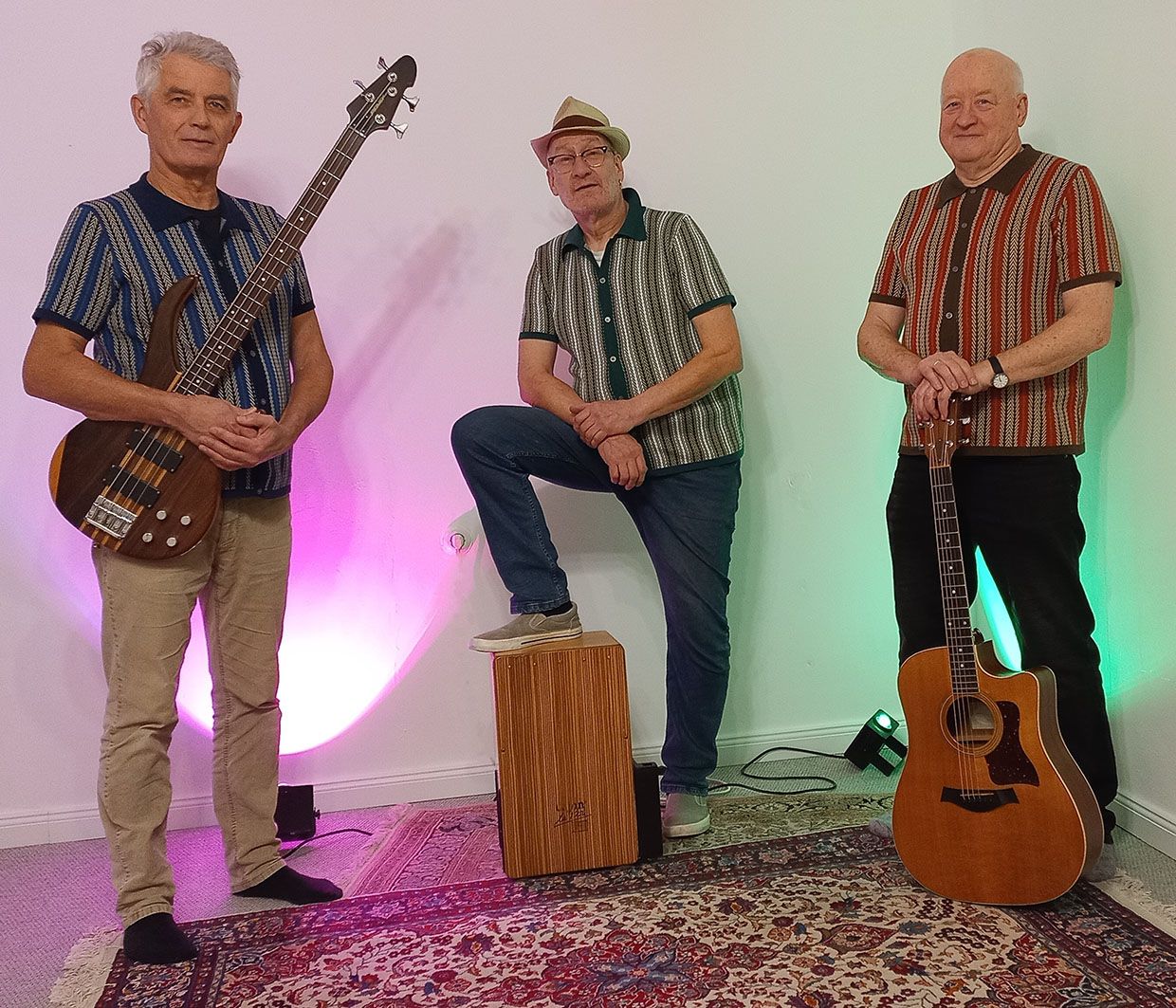 Acoustic Livingroom mit Gregor Nuxoll, Detlef Schaper und Heiner Germer